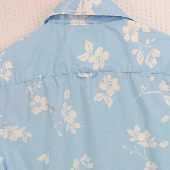 Denim & Flower tropical coastal travel Floral button down baby blue shirt size m - Picture 10 of 13